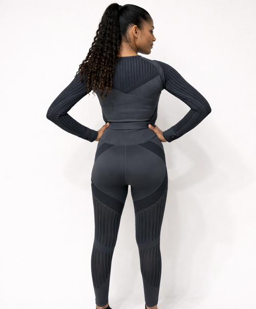 Sculve Apex Seamless Gray Top